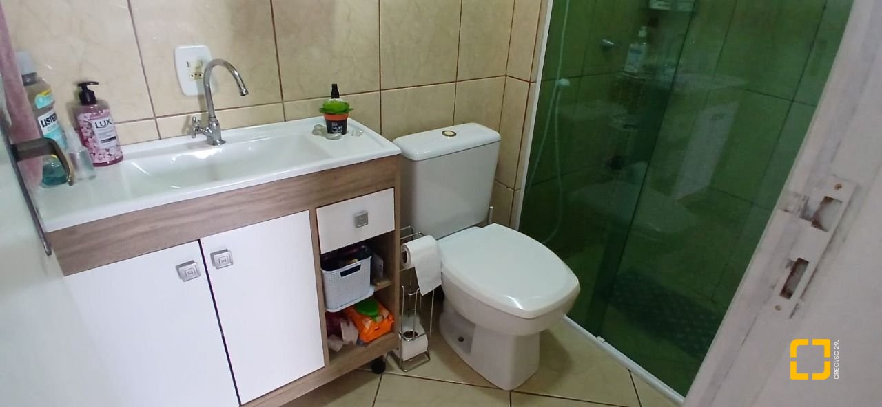 Apartamento com 72m², 3 quartos, 1 garagem, no bairro Areias em São José