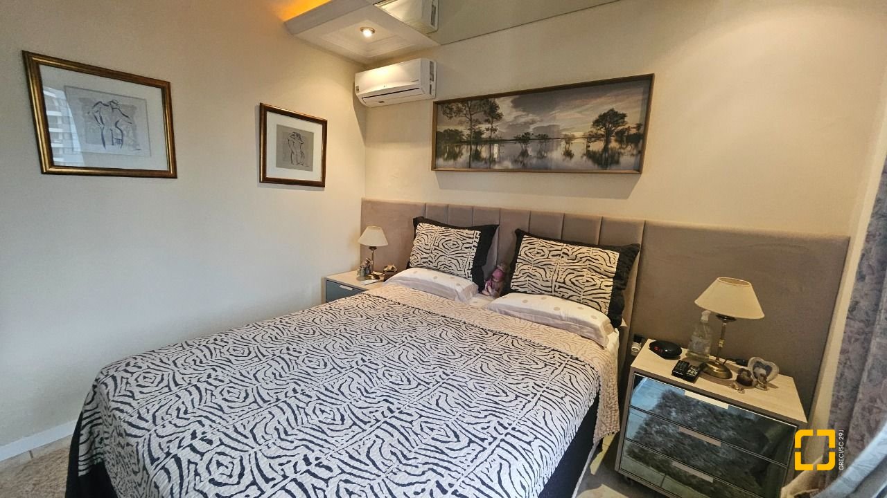 Apartamento com 65m², 2 quartos, 1 garagem, no bairro Centro em Florianópolis