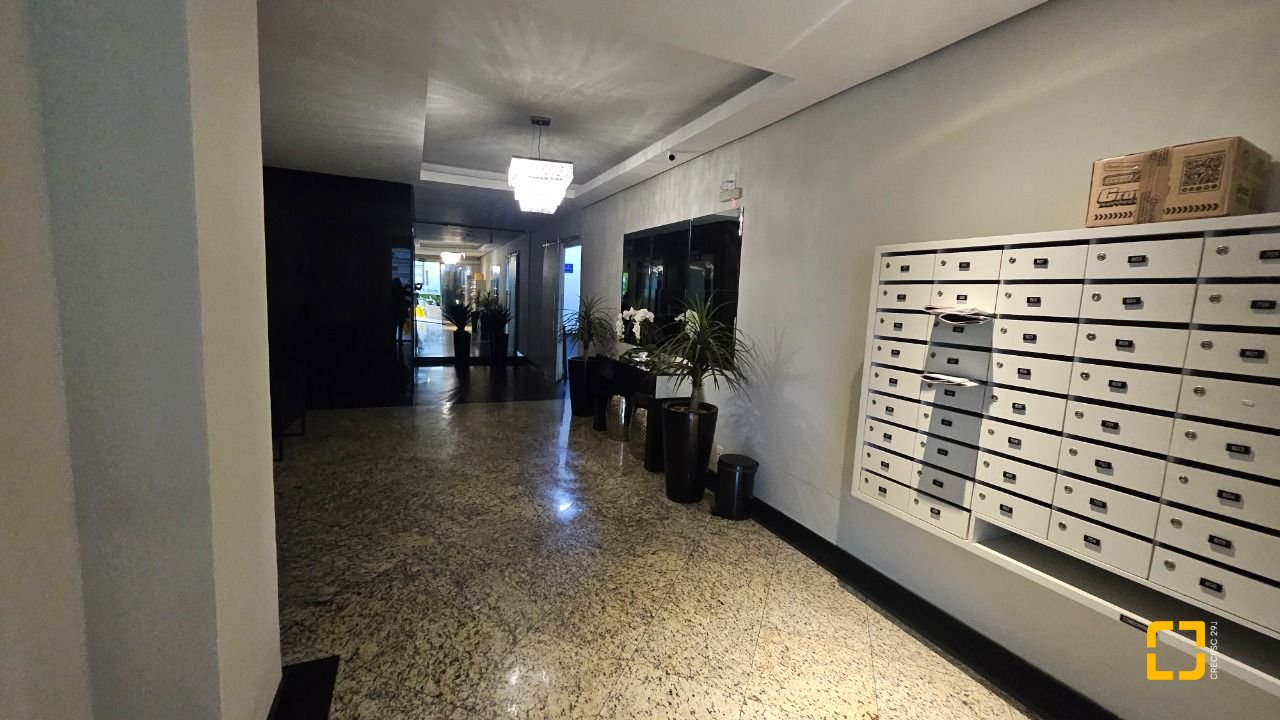 Apartamento com 65m², 2 quartos, 1 garagem, no bairro Centro em Florianópolis