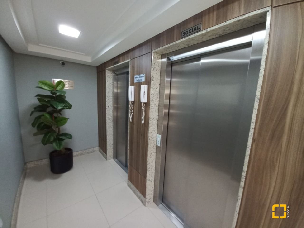 Apartamento com 69m², 2 quartos (sendo 1 suíte), 1 garagem, no bairro Bela Vista em São José