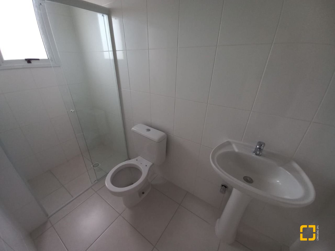 Apartamento com 69m², 2 quartos (sendo 1 suíte), 1 garagem, no bairro Bela Vista em São José