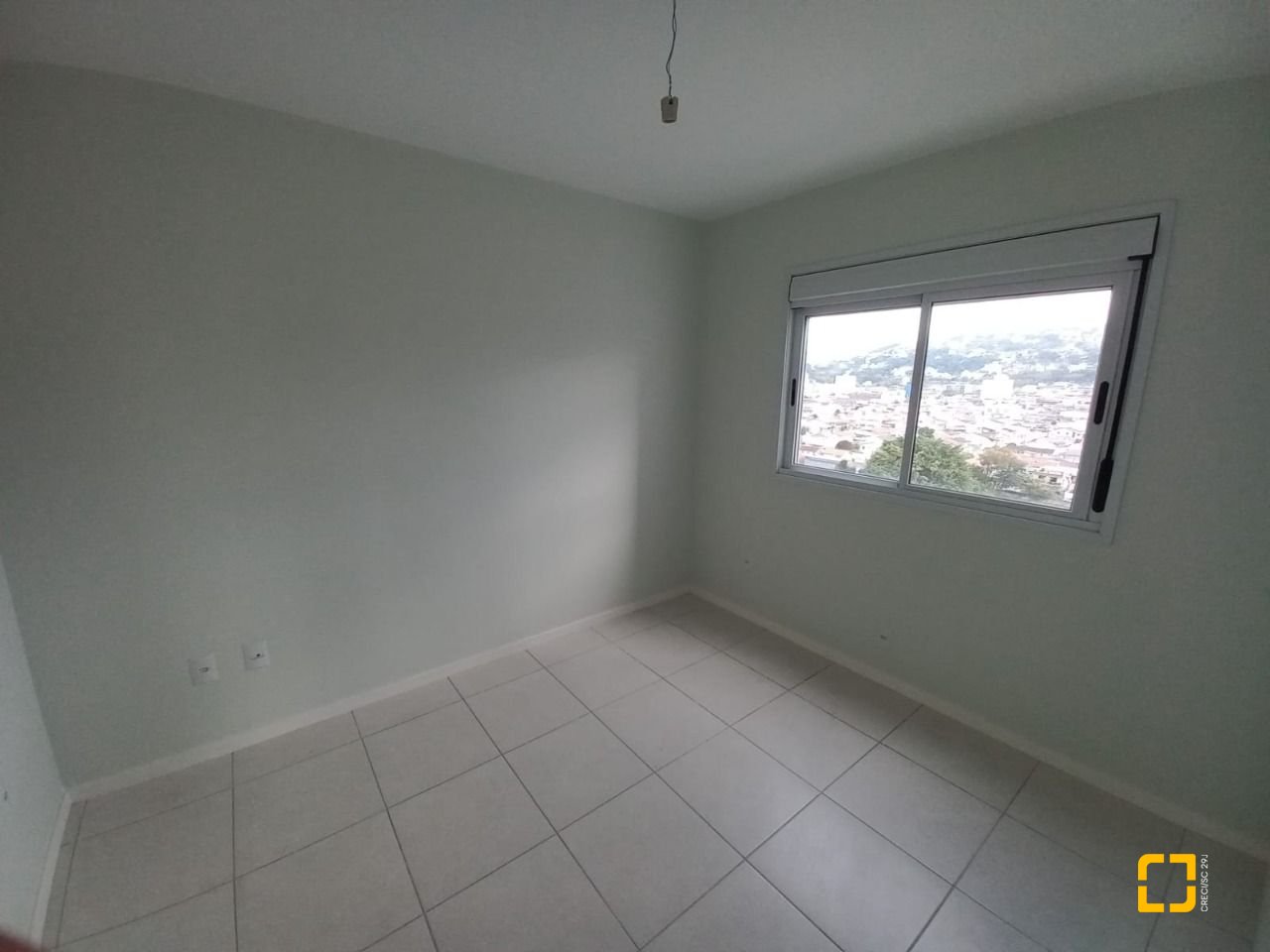 Apartamento com 69m², 2 quartos (sendo 1 suíte), 1 garagem, no bairro Bela Vista em São José