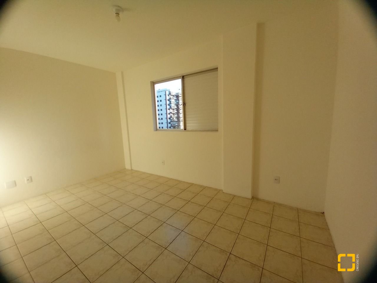 Apartamento com 80m², 2 quartos, 1 garagem, no bairro Centro em Florianópolis