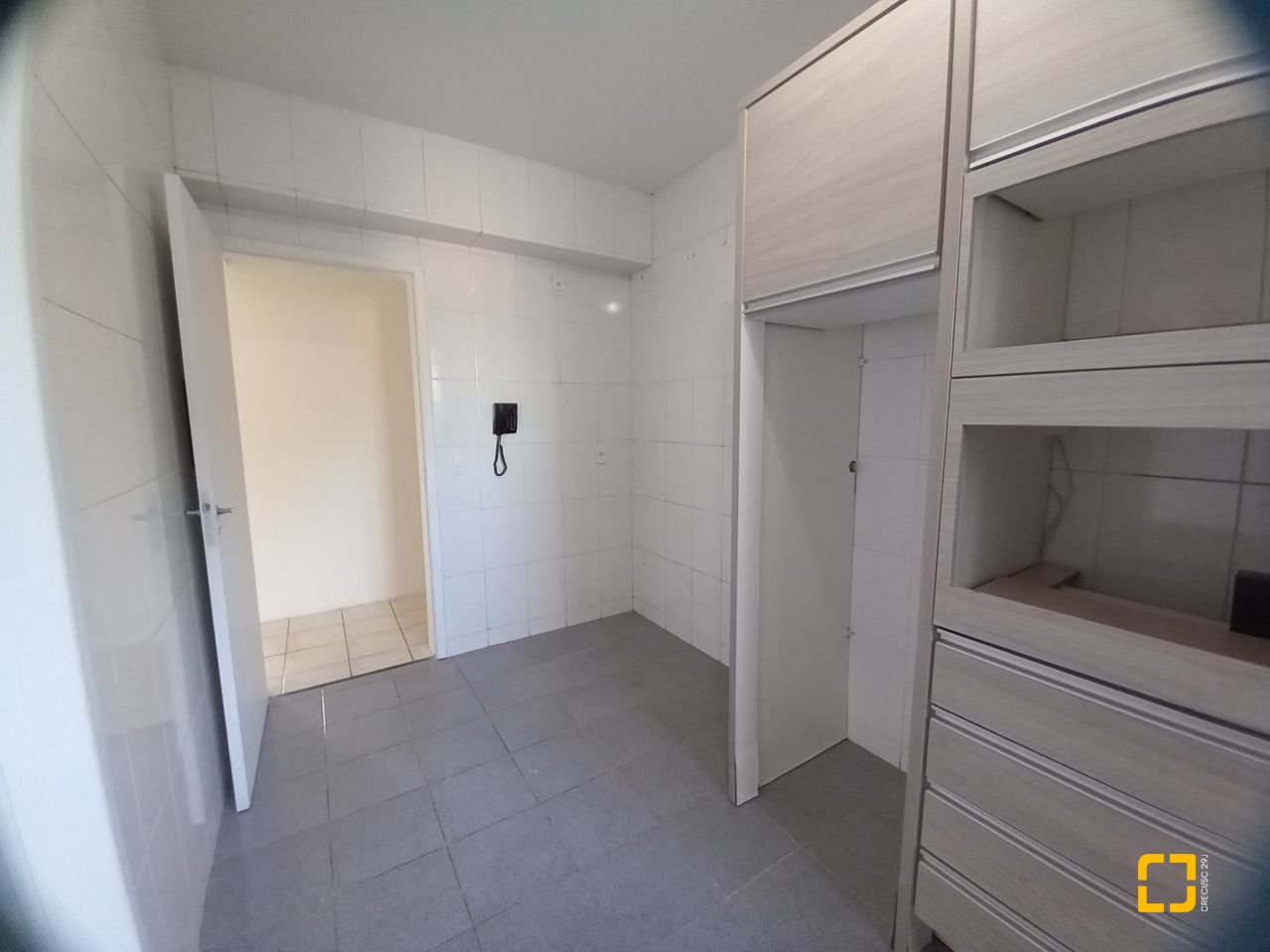 Apartamento com 80m², 2 quartos, 1 garagem, no bairro Centro em Florianópolis