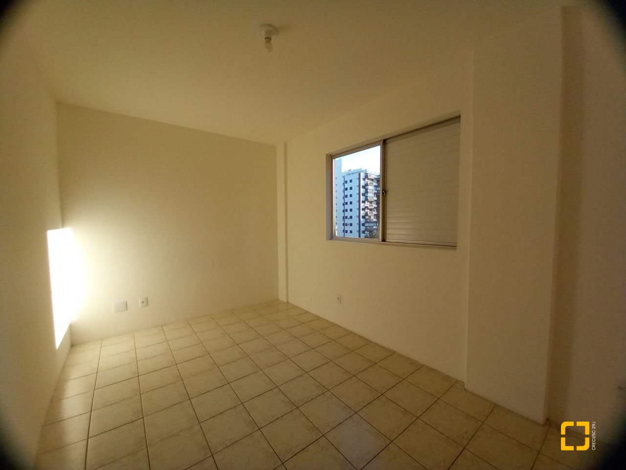 Apartamento com 80m², 2 quartos, 1 garagem, no bairro Centro em Florianópolis