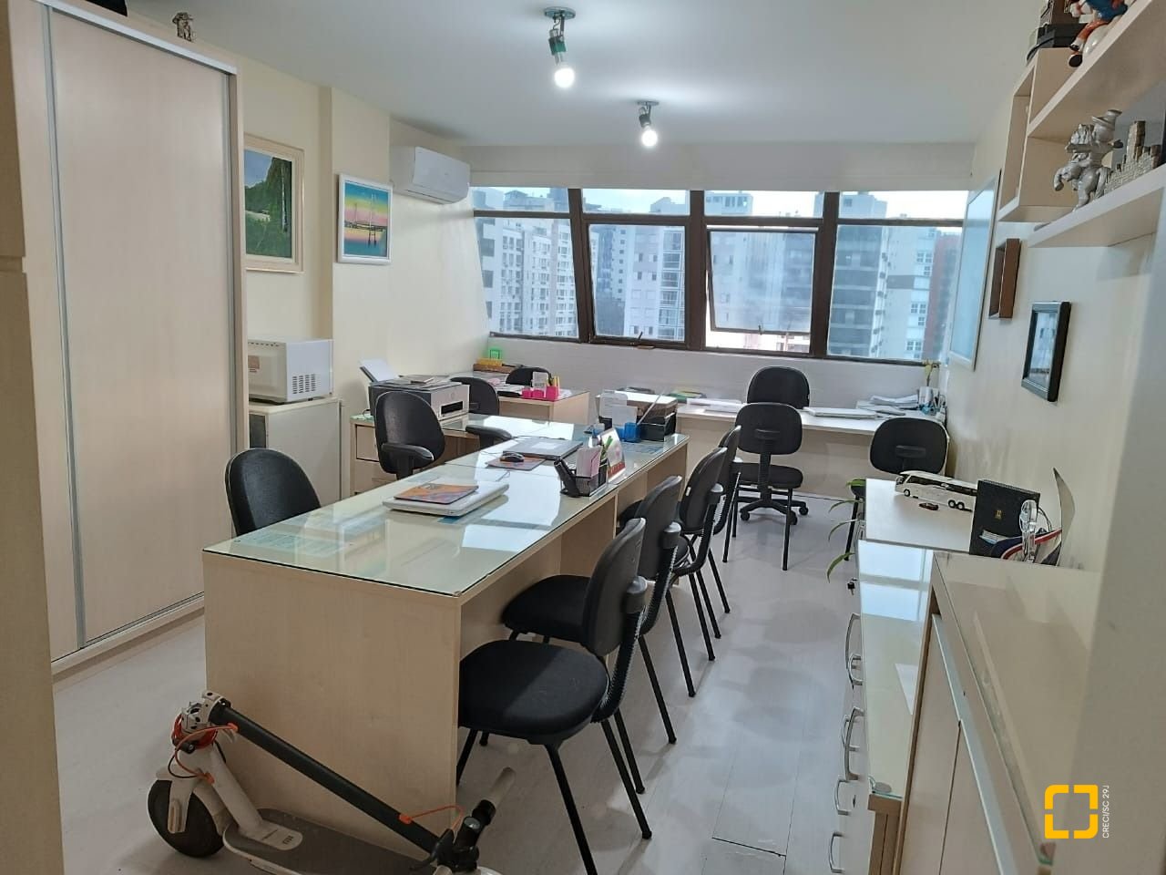 Sala com 26m², no bairro Centro em Florianópolis