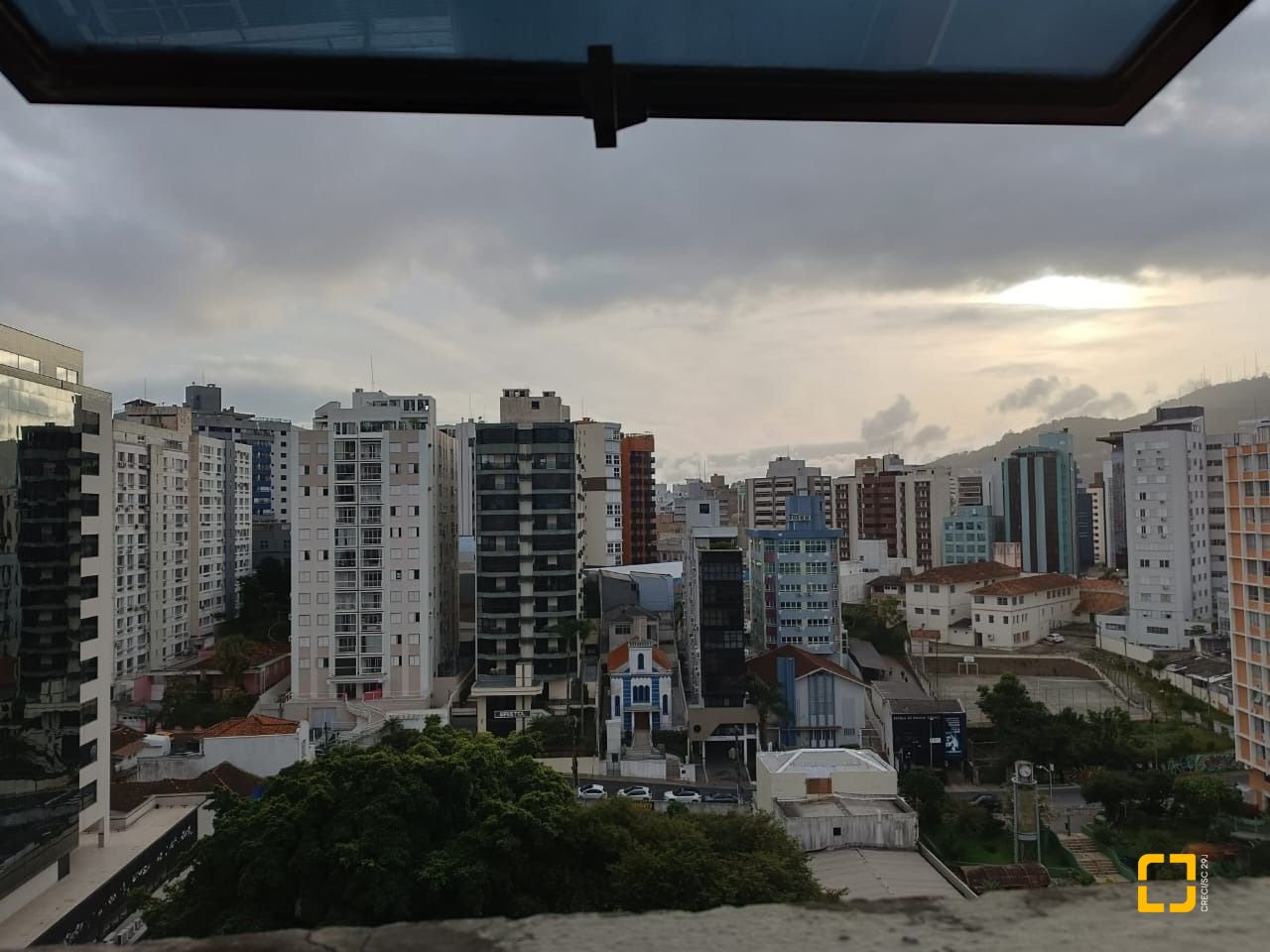 Sala com 26m², no bairro Centro em Florianópolis