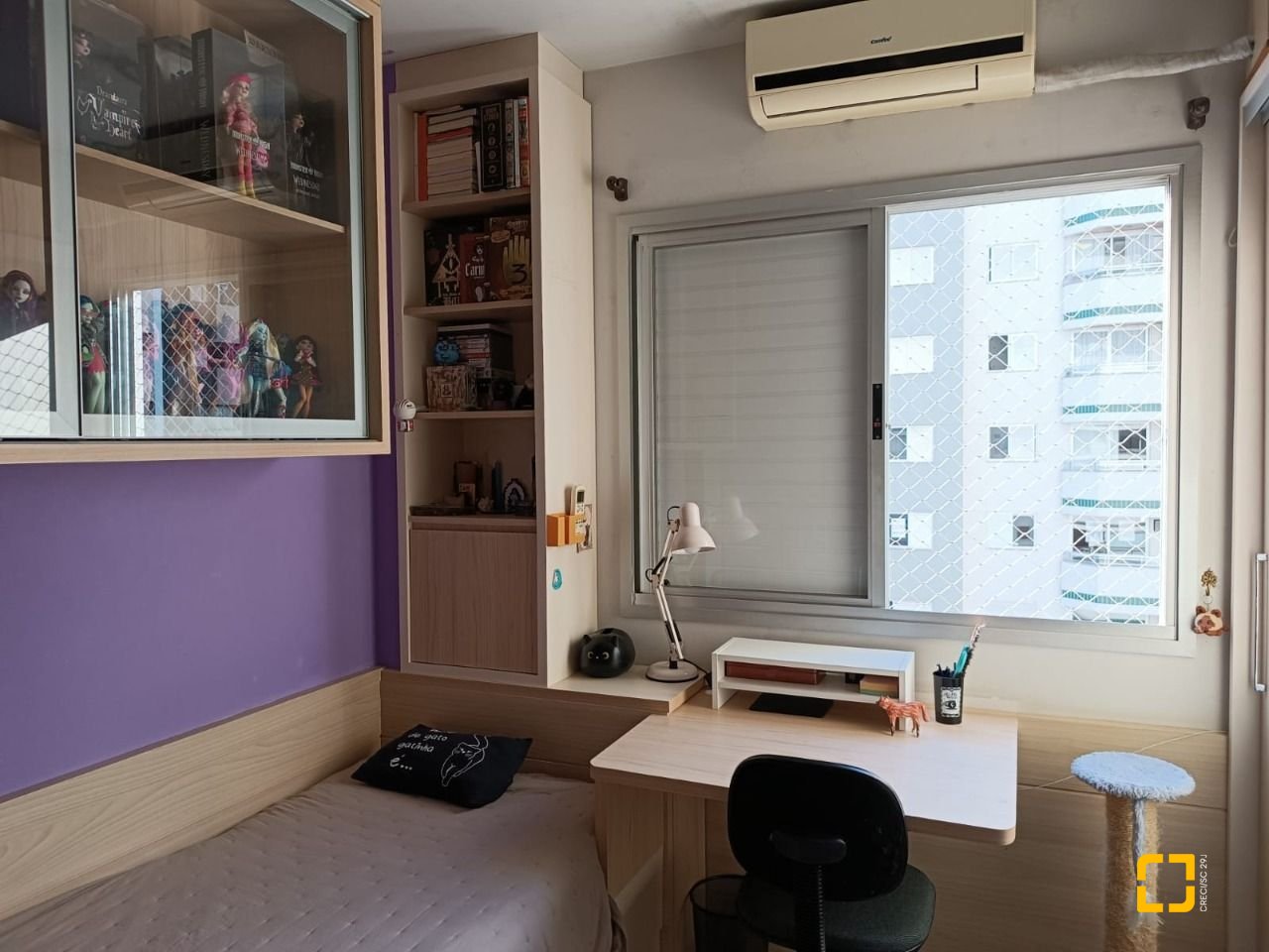 Apartamento com 122m², 4 quartos (sendo 1 suíte), 1 garagem, no bairro Centro em Florianópolis