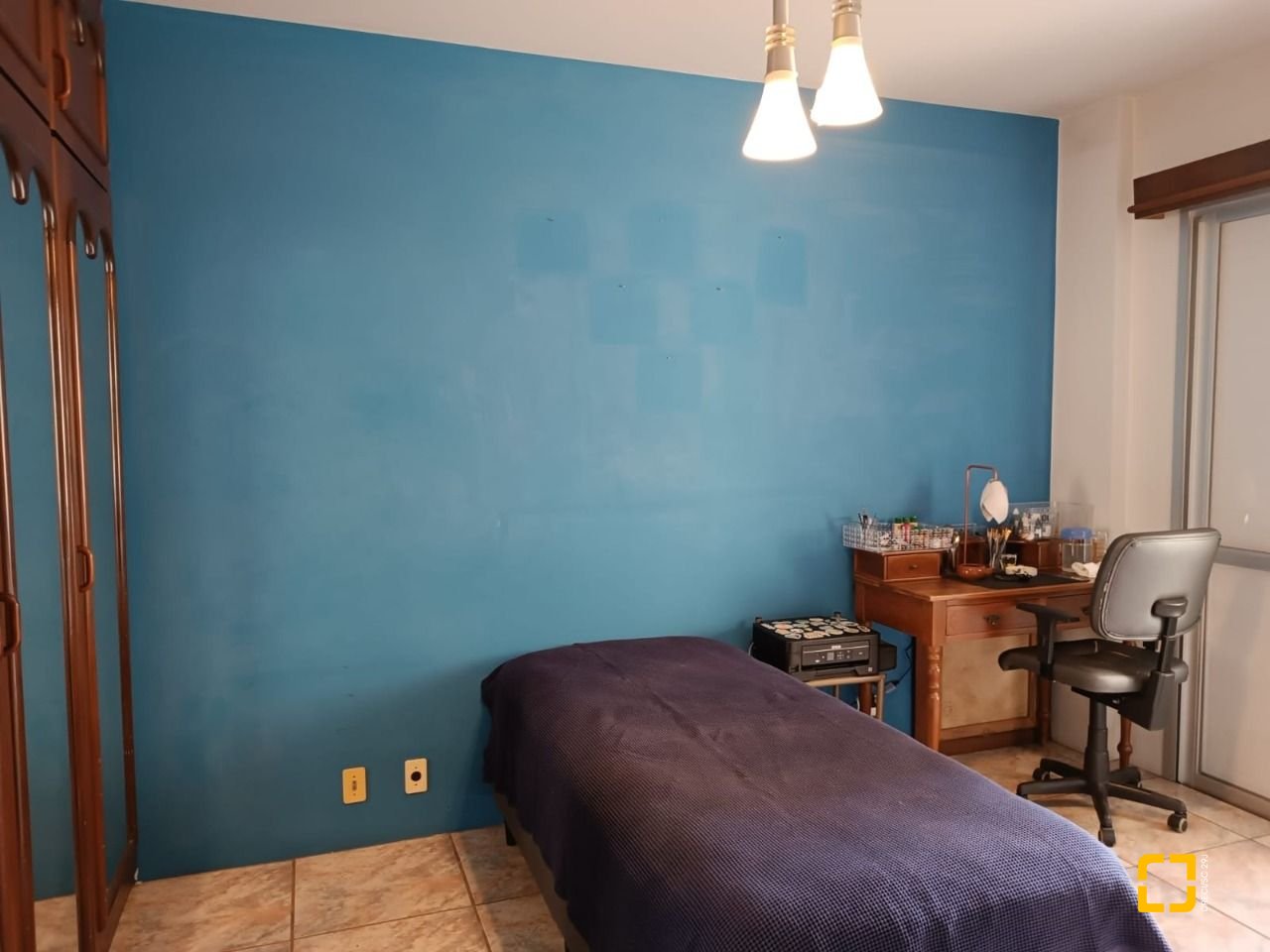 Apartamento com 122m², 4 quartos (sendo 1 suíte), 1 garagem, no bairro Centro em Florianópolis