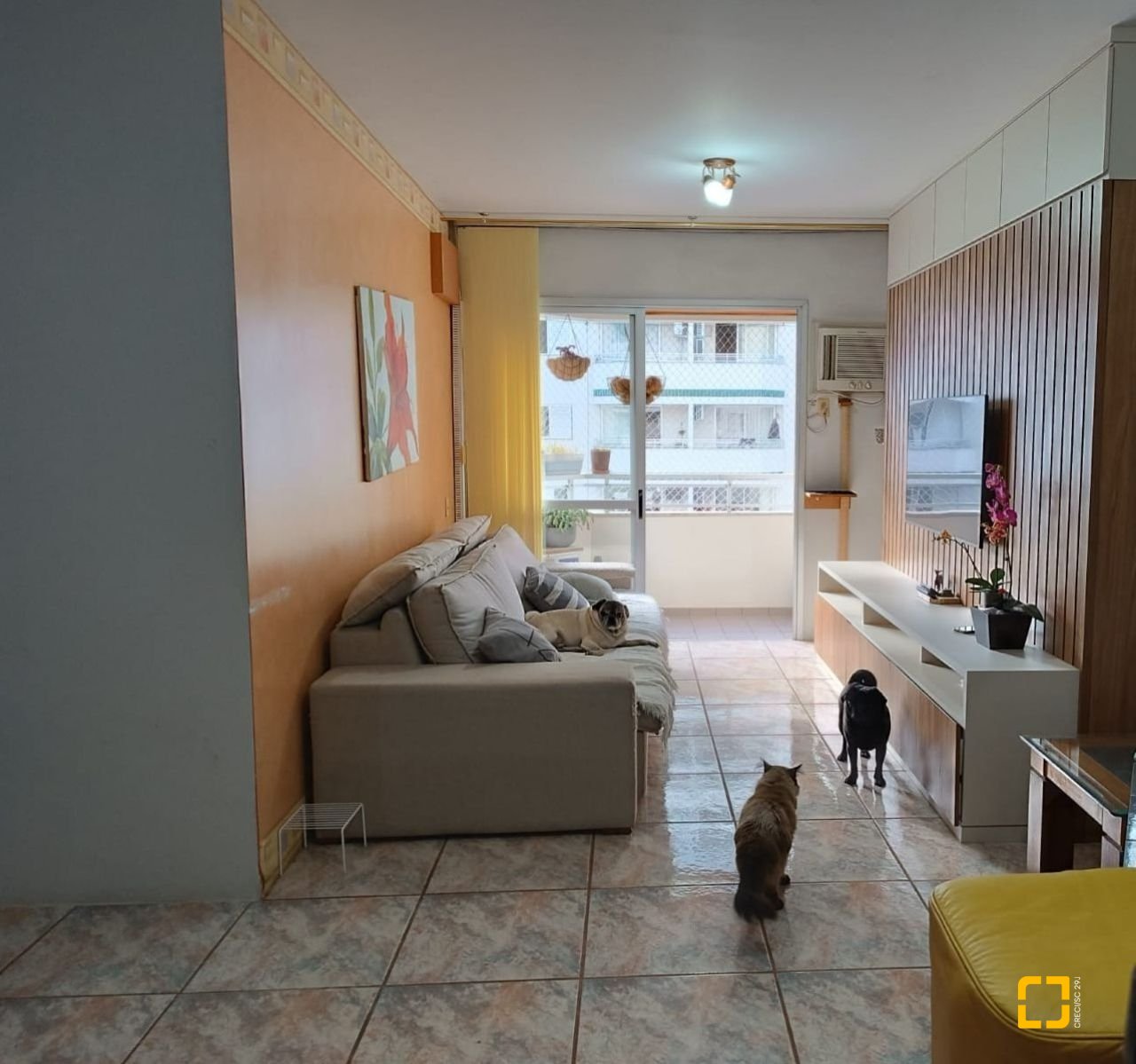 Apartamento com 122m², 4 quartos (sendo 1 suíte), 1 garagem, no bairro Centro em Florianópolis
