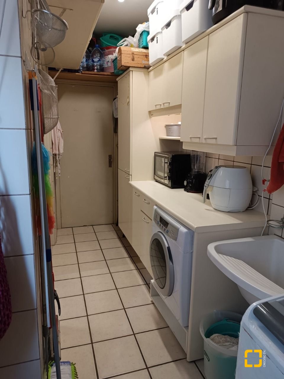 Apartamento com 122m², 4 quartos (sendo 1 suíte), 1 garagem, no bairro Centro em Florianópolis