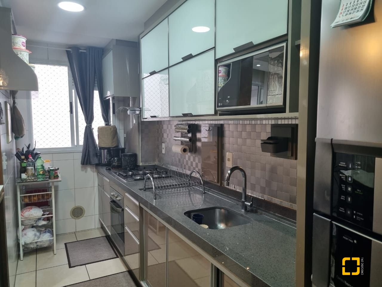 Apartamento com 60m², 2 quartos, 1 garagem, no bairro Fazenda Santo Antônio em São José