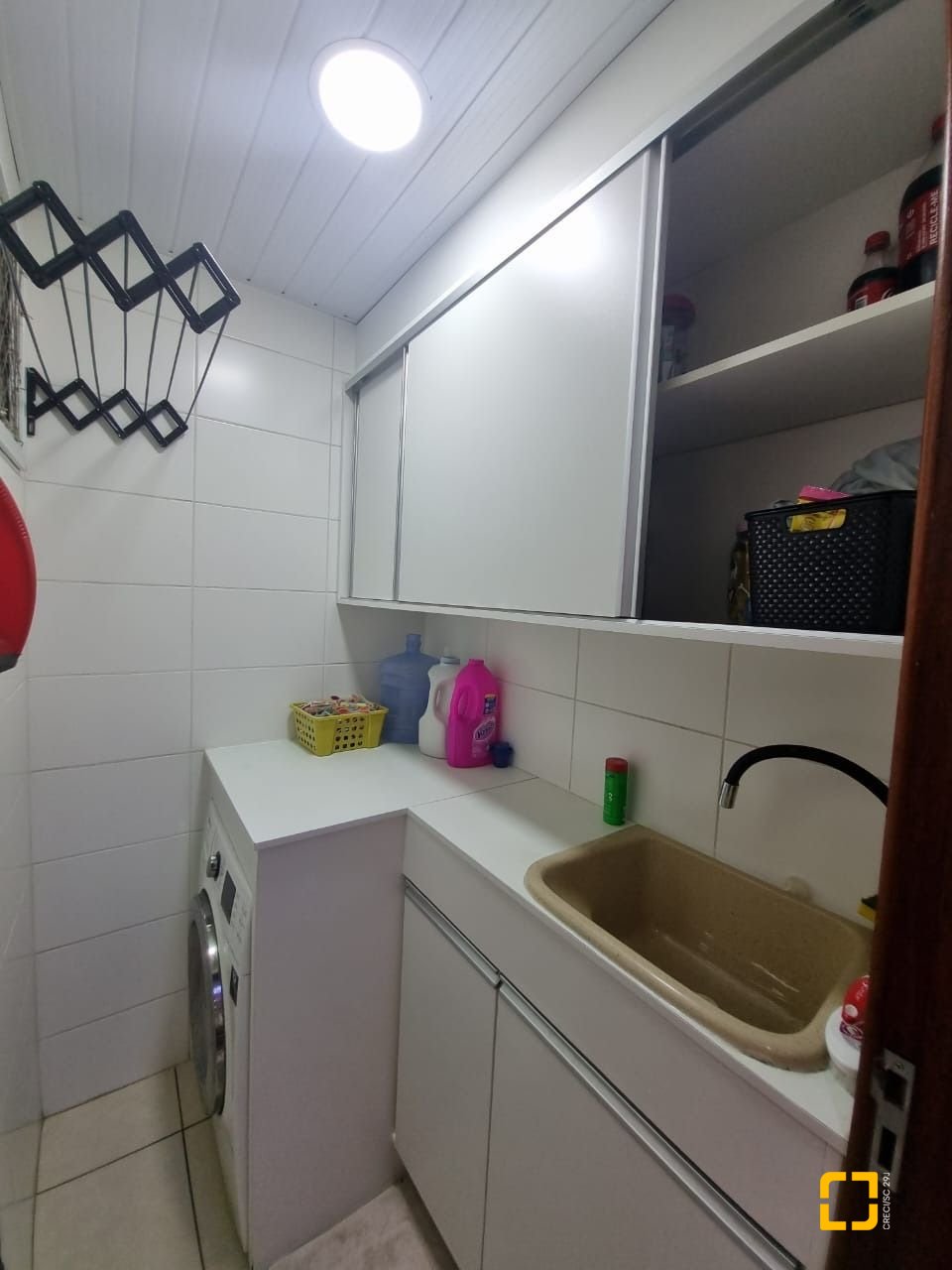 Apartamento com 60m², 2 quartos, 1 garagem, no bairro Fazenda Santo Antônio em São José