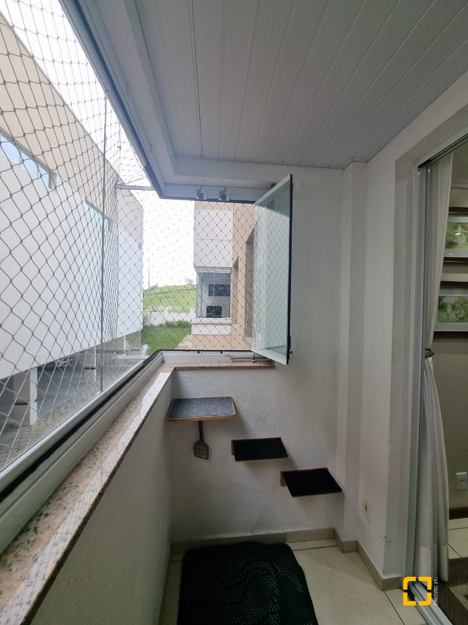 Apartamento com 60m², 2 quartos, 1 garagem, no bairro Fazenda Santo Antônio em São José