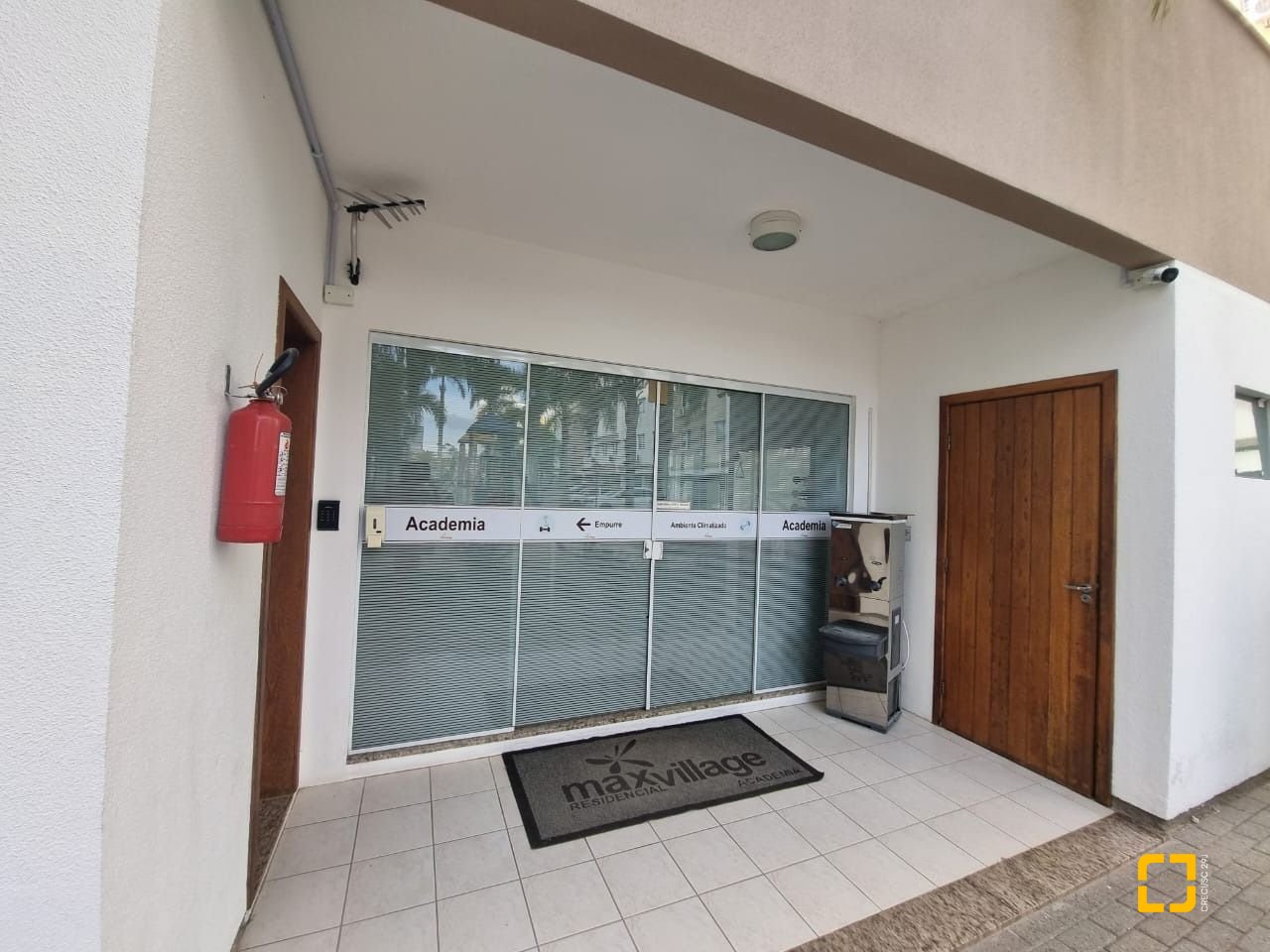 Apartamento com 60m², 2 quartos, 1 garagem, no bairro Fazenda Santo Antônio em São José