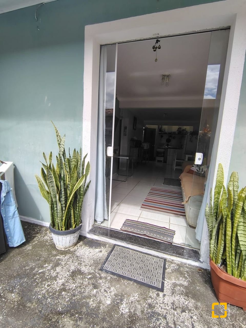 Casa com 64m², 3 quartos (sendo 1 suíte), 1 garagem, no bairro Ingleses em Florianópolis