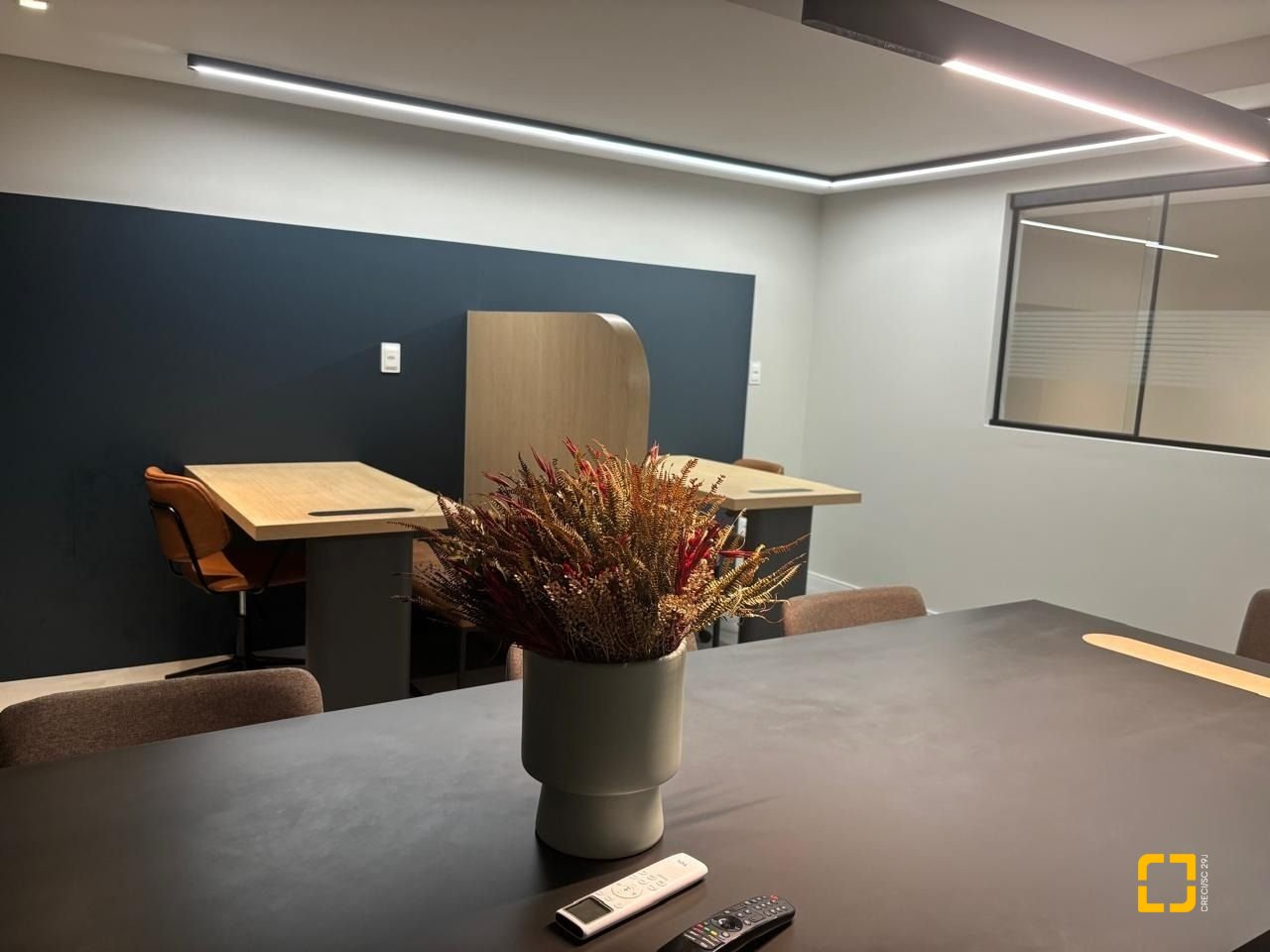 Apartamento com 86m², 2 quartos (sendo 1 suíte), 2 garagens, no bairro Barreiros em São José