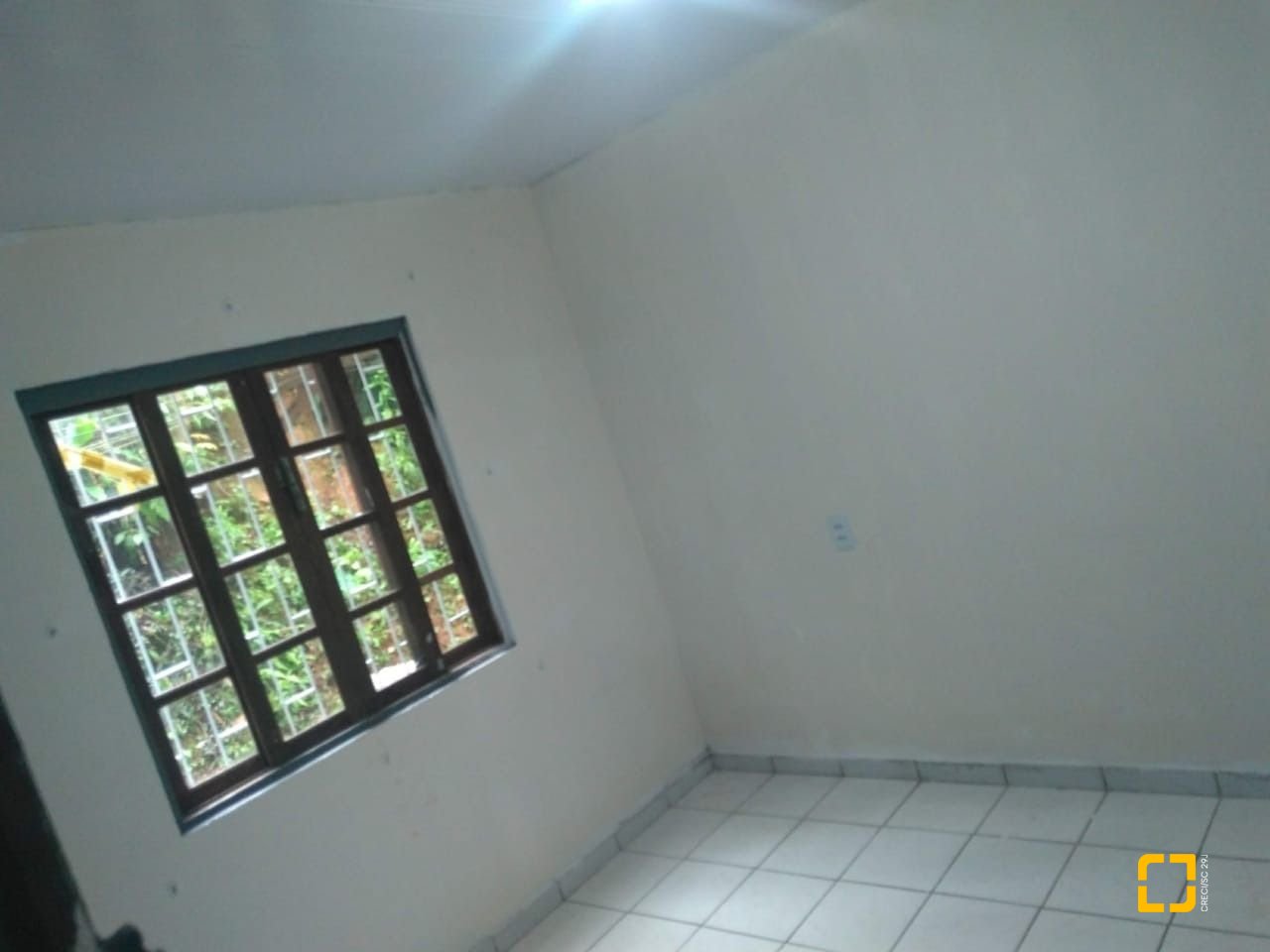Casa com 137m², 5 quartos (sendo 1 suíte), 4 garagens, no bairro Forquilhinhas em São José