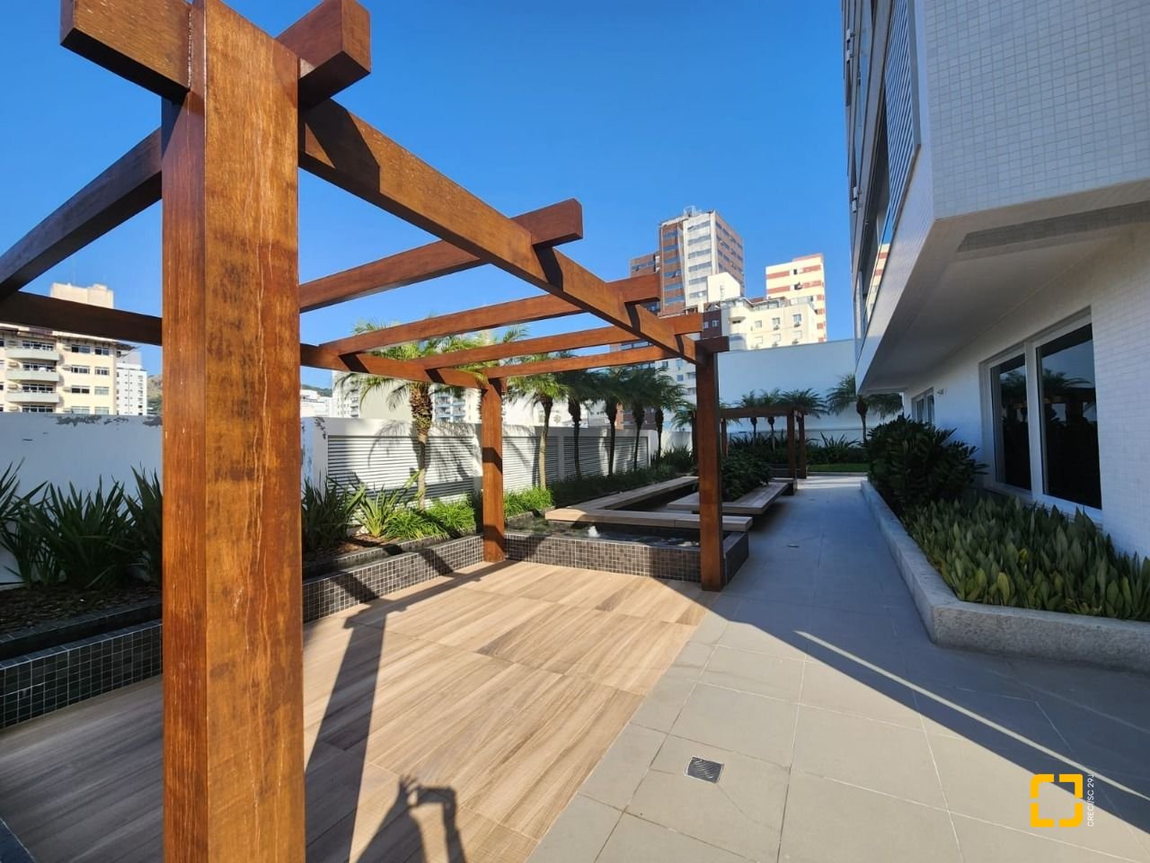 Studio com 54m², 1 quarto, 1 garagem, no bairro Centro em Florianópolis