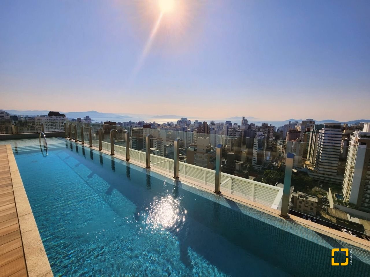 Studio com 54m², 1 quarto, 1 garagem, no bairro Centro em Florianópolis