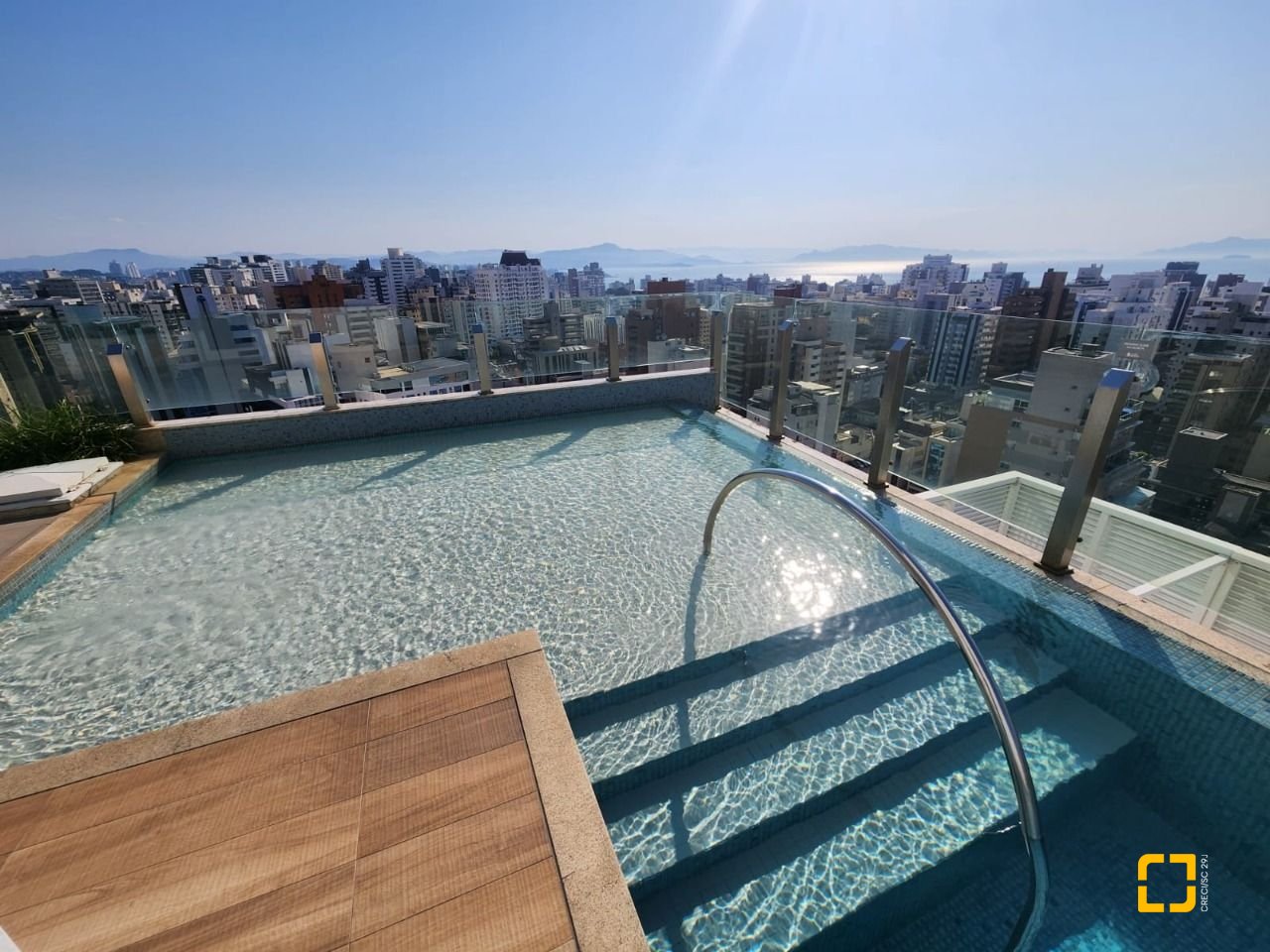 Studio com 54m², 1 quarto, 1 garagem, no bairro Centro em Florianópolis