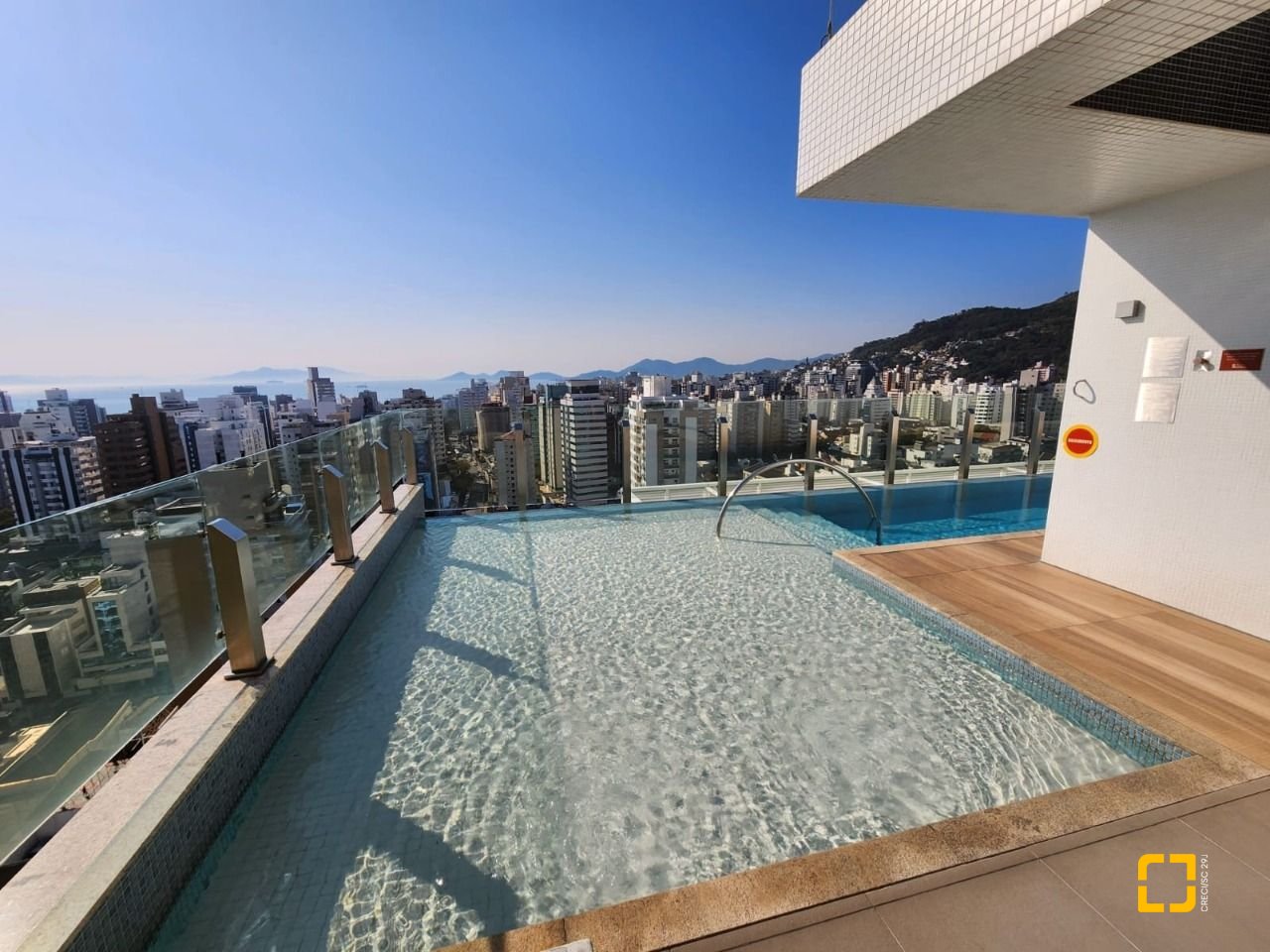 Studio com 54m², 1 quarto, 1 garagem, no bairro Centro em Florianópolis
