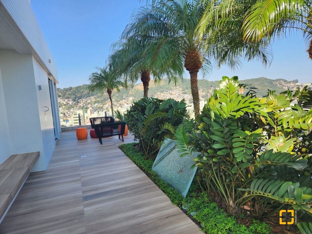Studio com 54m², 1 quarto, 1 garagem, no bairro Centro em Florianópolis