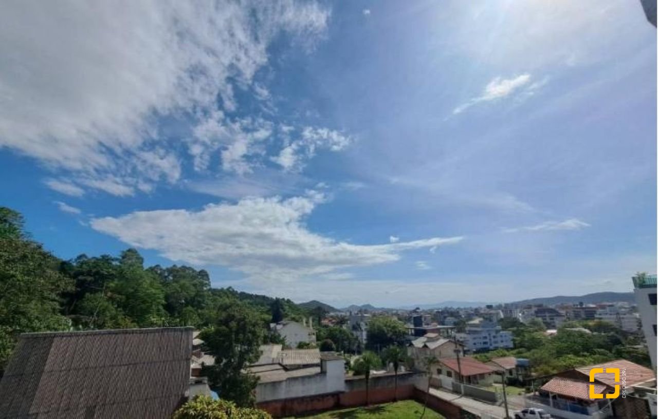 Apartamento com 111m², 4 quartos (sendo 1 suíte), 2 garagens, no bairro Jurerê em Florianópolis