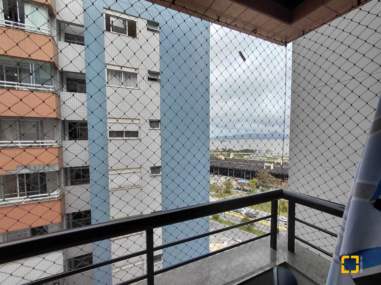 Apartamento com 89m², 4 quartos (sendo 1 suíte), 1 garagem, no bairro Centro em Florianópolis