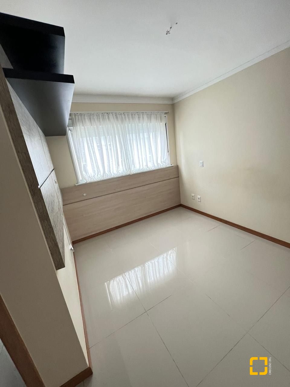 Apartamento com 122m², 4 quartos (sendo 1 suíte), 1 garagem, no bairro Ingleses do Rio Vermelho em Florianópolis