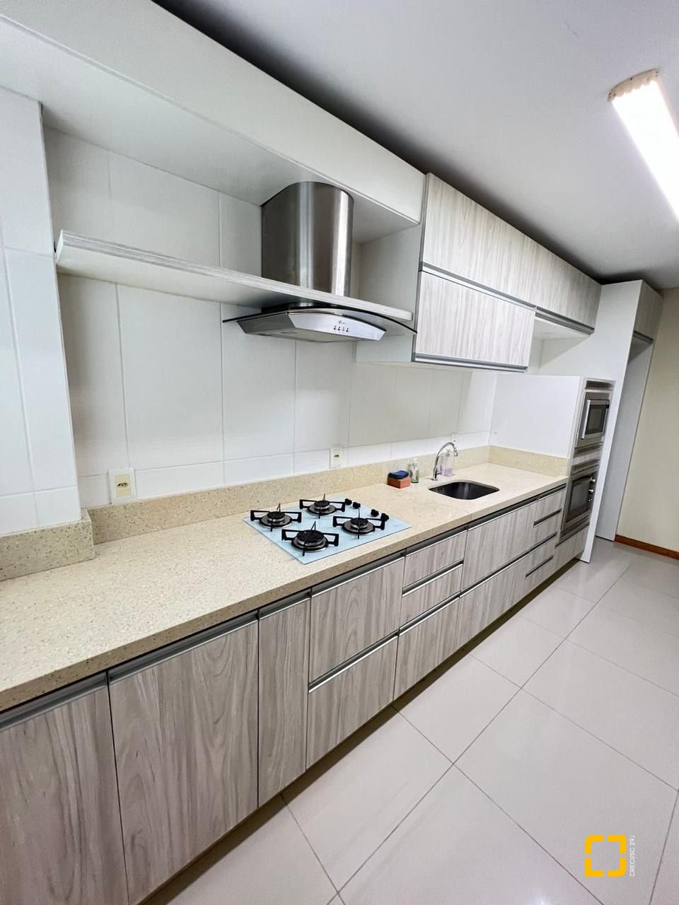 Apartamento com 122m², 4 quartos (sendo 1 suíte), 1 garagem, no bairro Ingleses do Rio Vermelho em Florianópolis
