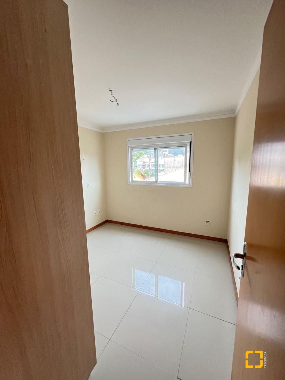 Apartamento com 122m², 4 quartos (sendo 1 suíte), 1 garagem, no bairro Ingleses do Rio Vermelho em Florianópolis