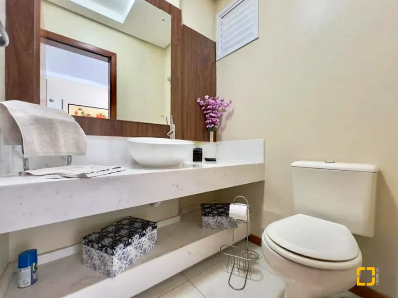 Cobertura com 258m², 4 quartos (sendo 1 suíte), 3 garagens, no bairro Estreito em Florianópolis