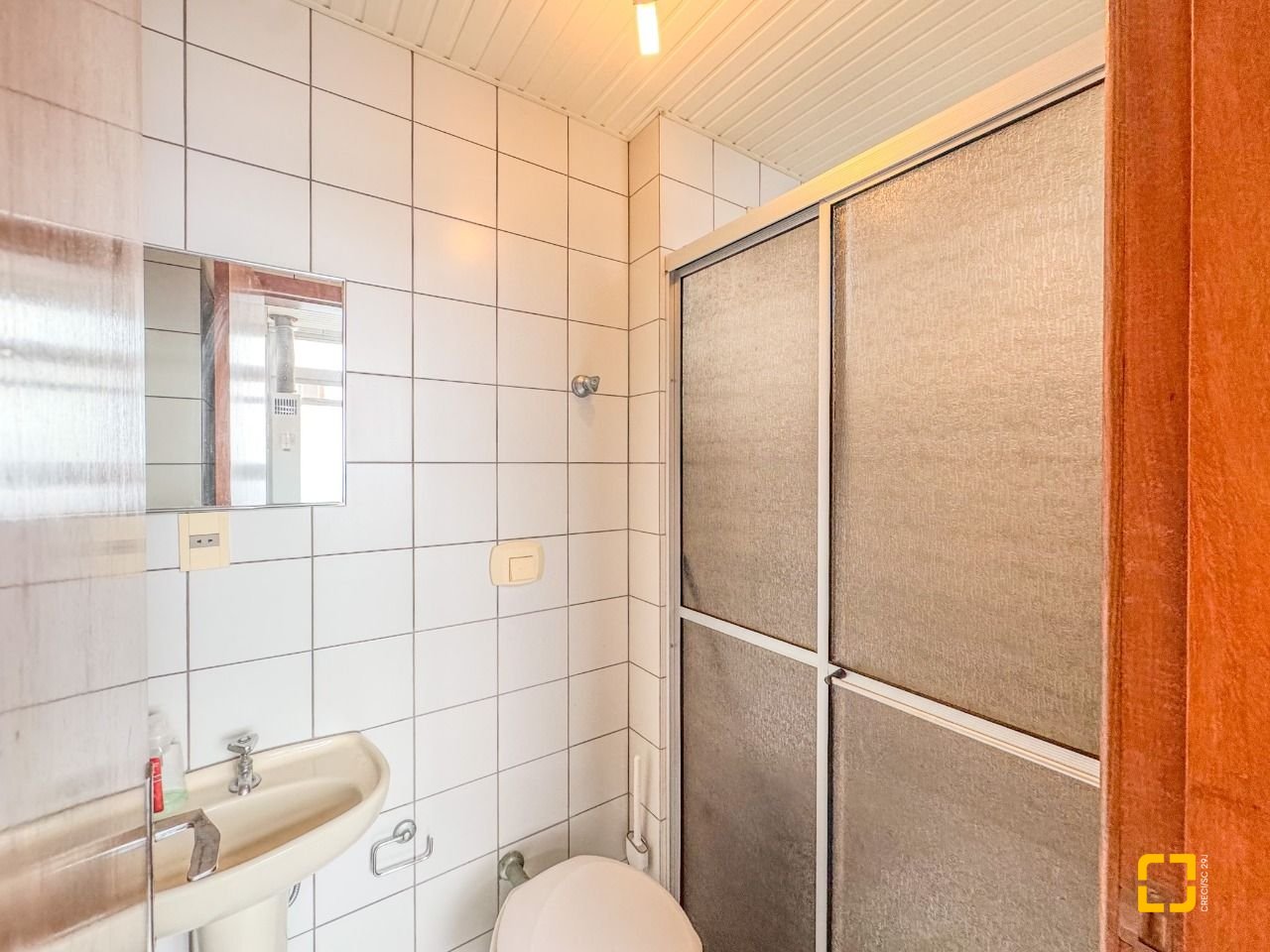 Apartamento com 113m², 4 quartos (sendo 1 suíte), 2 garagens, no bairro Centro em Florianópolis
