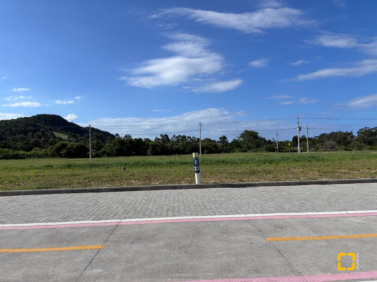 Terreno com 375m², no bairro São João do Rio Vermelho em Florianópolis