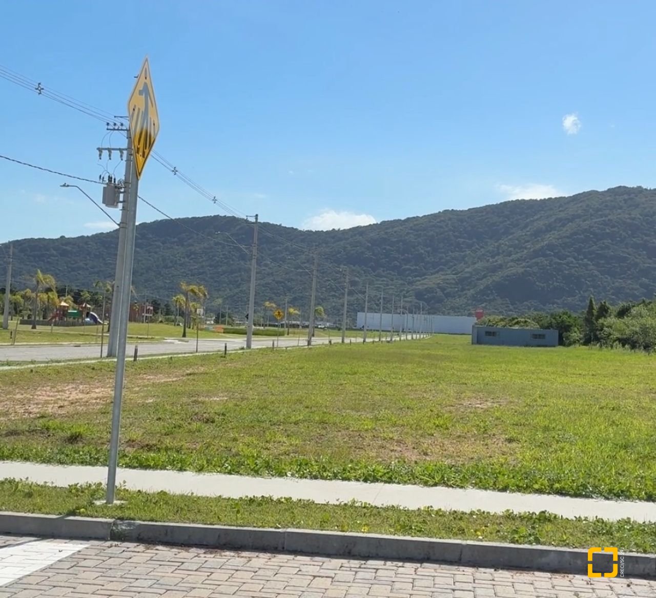 Terreno com 600m², no bairro Ingleses do Rio Vermelho em Florianópolis