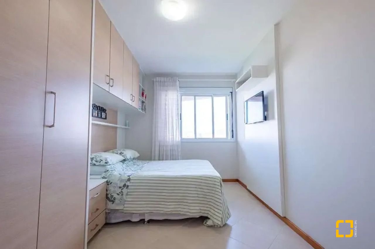 Cobertura com 132m², 3 quartos (sendo 1 suíte), 2 garagens, no bairro Ingleses em Florianópolis