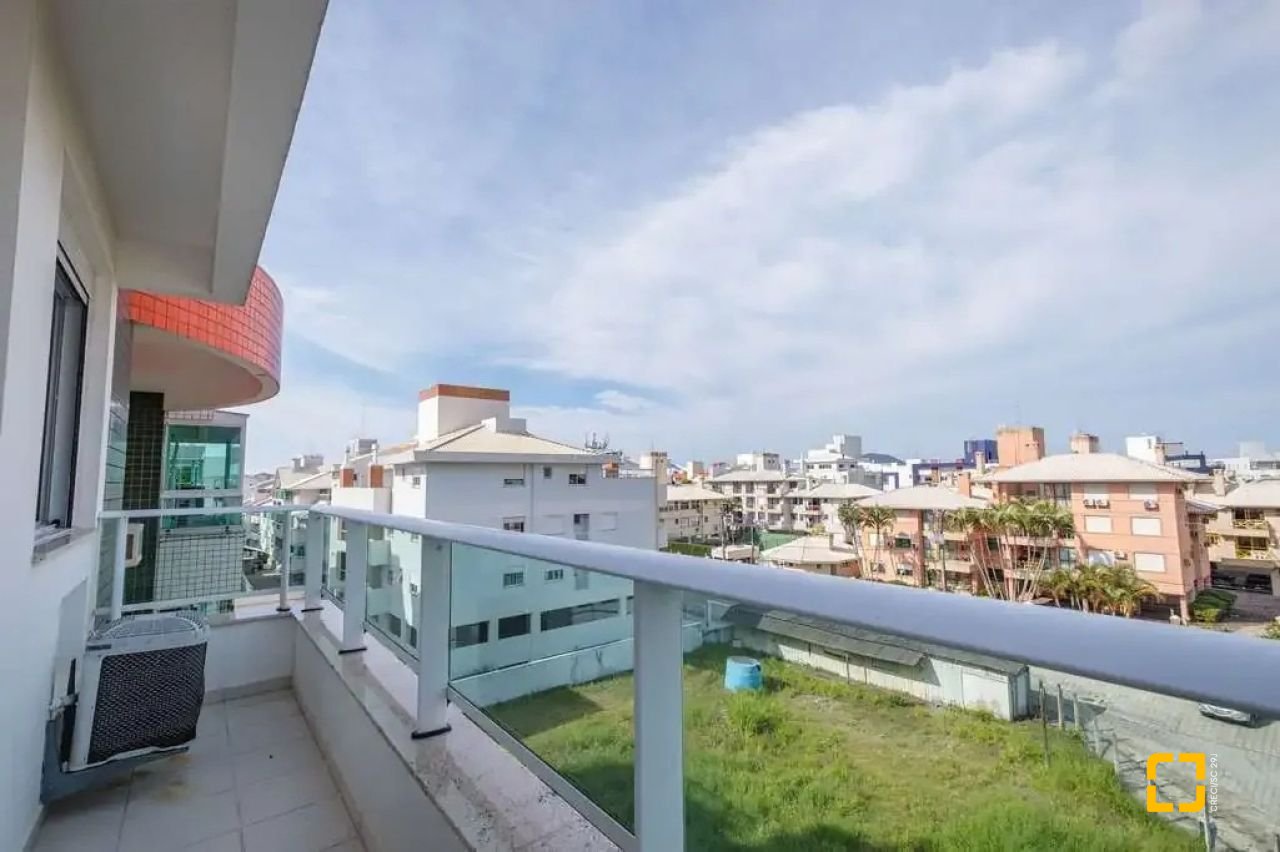Cobertura com 132m², 3 quartos (sendo 1 suíte), 2 garagens, no bairro Ingleses em Florianópolis
