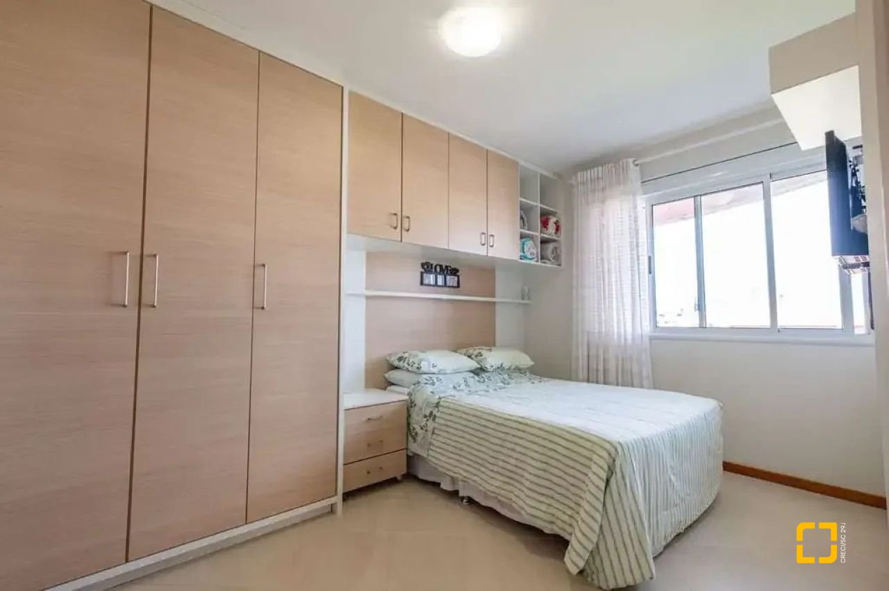 Cobertura com 132m², 3 quartos (sendo 1 suíte), 2 garagens, no bairro Ingleses em Florianópolis