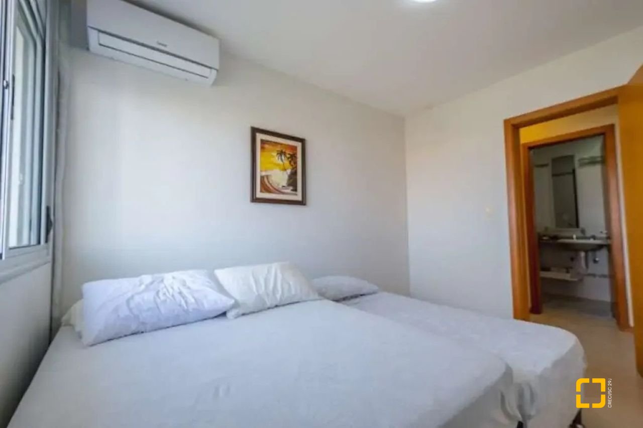 Cobertura com 132m², 3 quartos (sendo 1 suíte), 2 garagens, no bairro Ingleses em Florianópolis