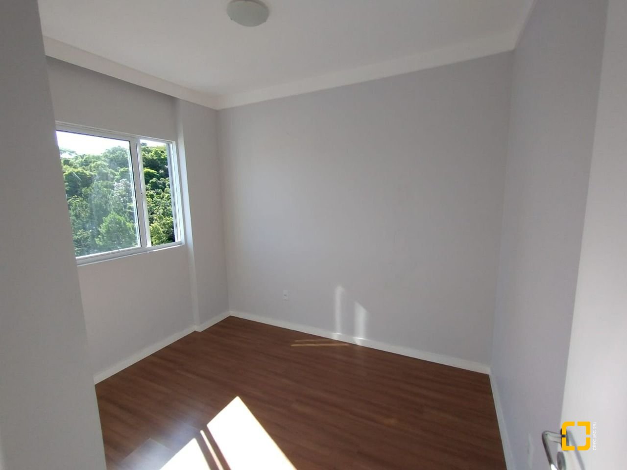 Apartamento com 54m², 2 quartos, 1 garagem, no bairro Areias em São José