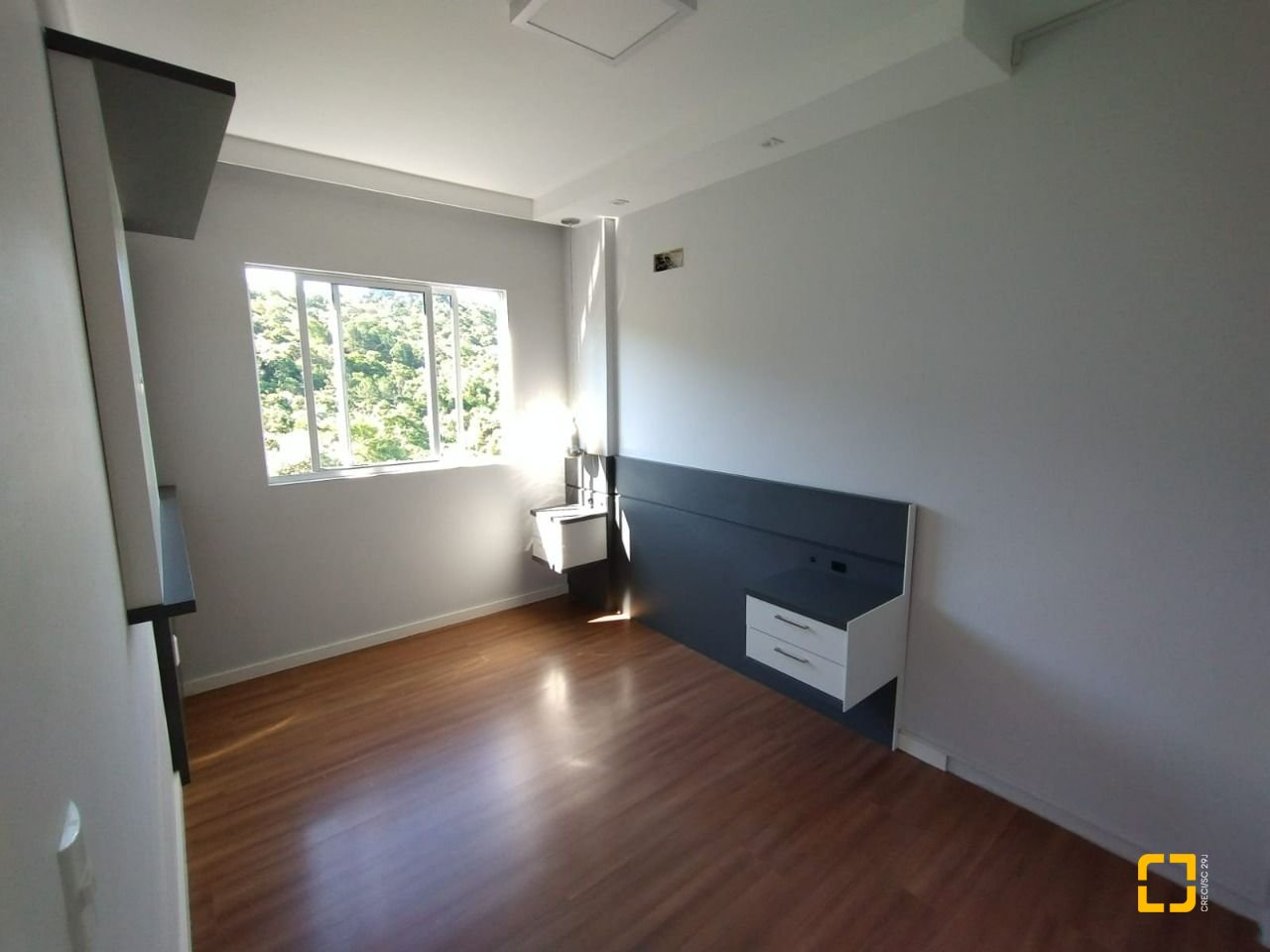 Apartamento com 54m², 2 quartos, 1 garagem, no bairro Areias em São José