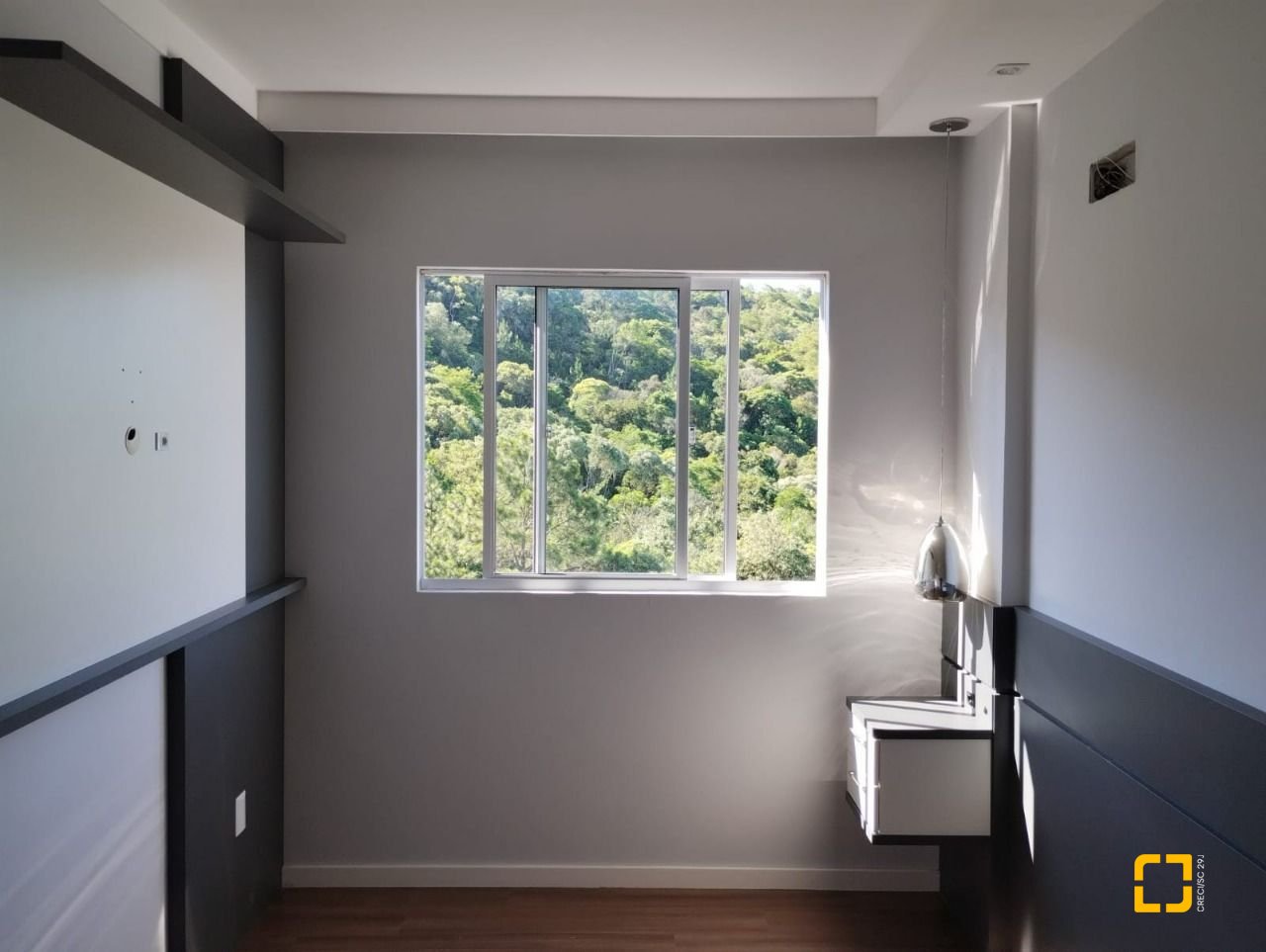 Apartamento com 54m², 2 quartos, 1 garagem, no bairro Areias em São José