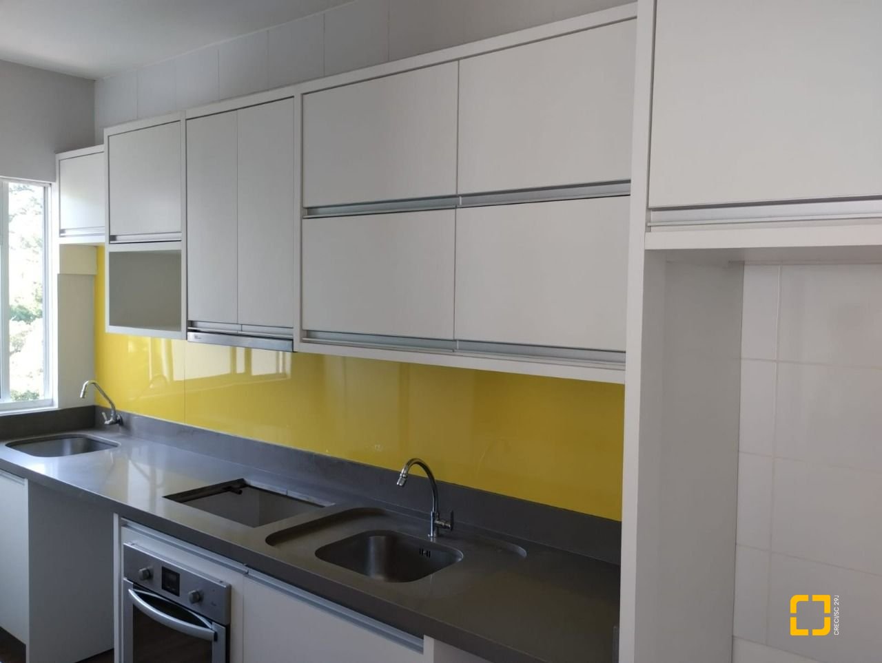 Apartamento com 54m², 2 quartos, 1 garagem, no bairro Areias em São José