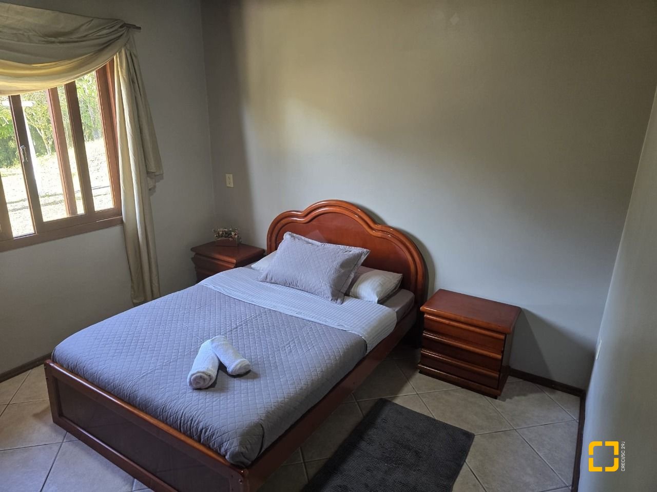Sítio com 250m², 5 quartos (sendo 1 suíte), 4 garagens, no bairro Cova Triste em Garopaba