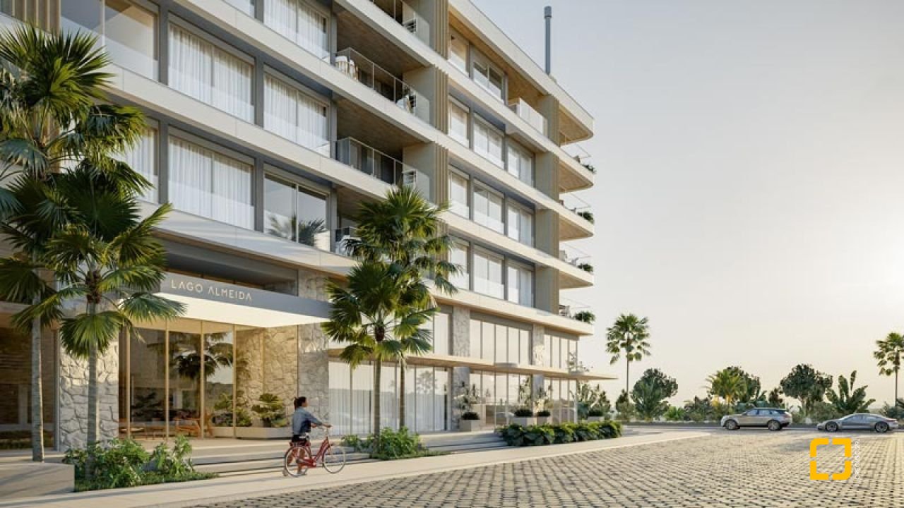 Apartamento com 220m², 6 quartos (sendo 3 suítes), 2 garagens, no bairro Jurerê em Florianópolis