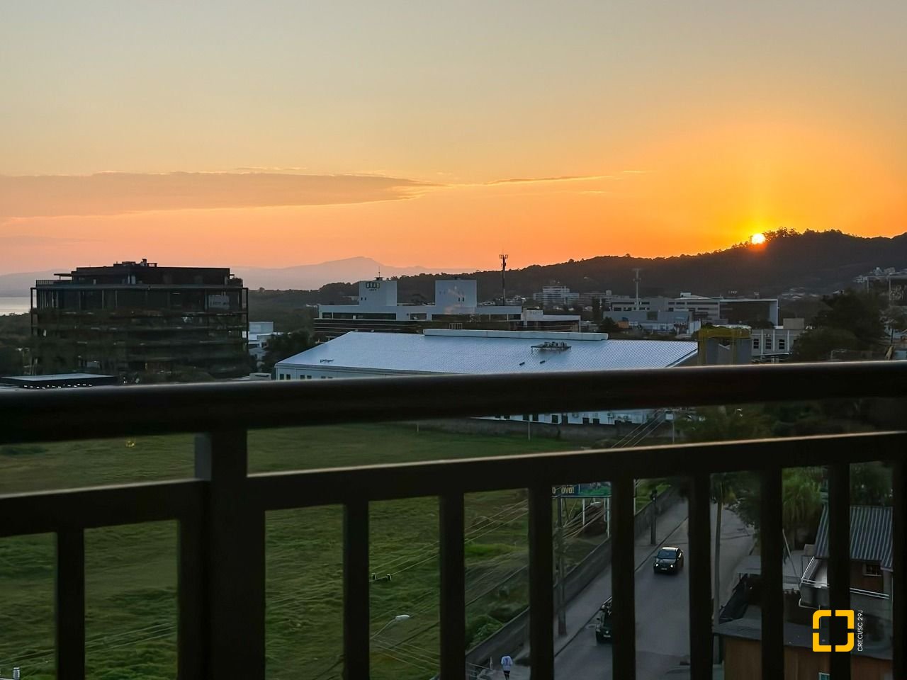 Apartamento com 94m², 4 quartos (sendo 1 suíte), 2 garagens, no bairro Saco Grande em Florianópolis