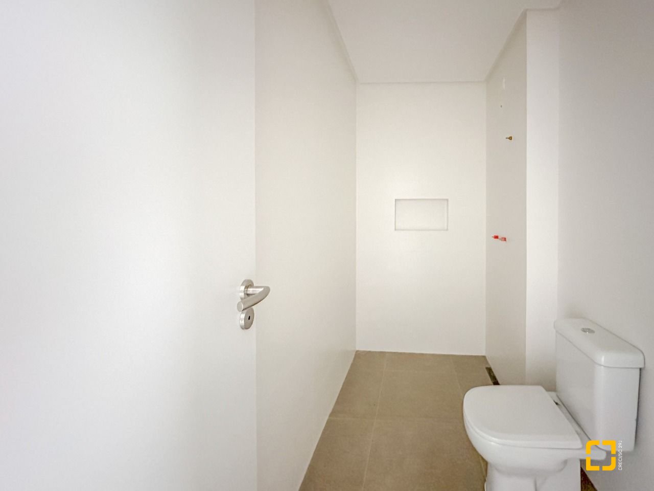 Apartamento com 94m², 4 quartos (sendo 1 suíte), 2 garagens, no bairro Saco Grande em Florianópolis