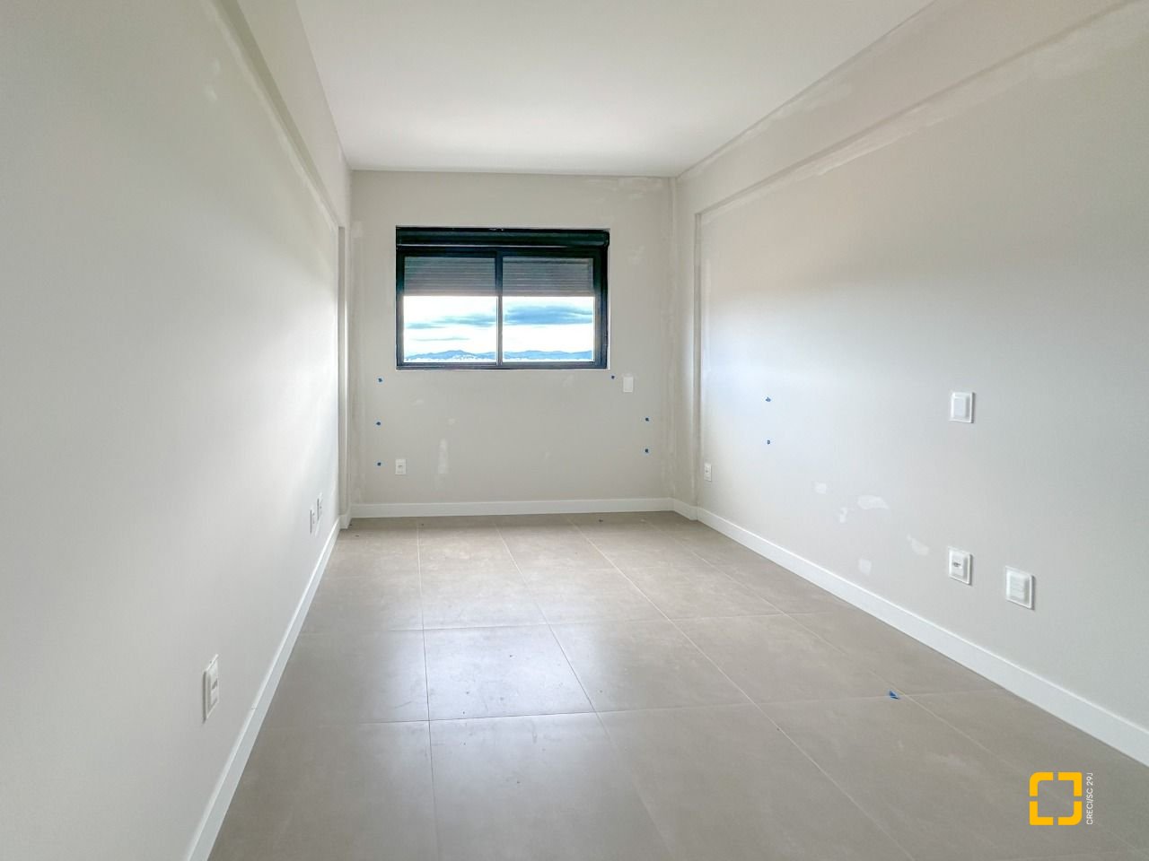 Apartamento com 94m², 4 quartos (sendo 1 suíte), 2 garagens, no bairro Saco Grande em Florianópolis