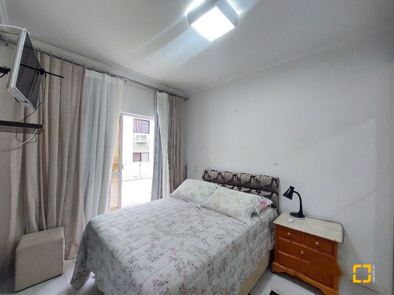 Apartamento com 115m², 6 quartos (sendo 3 suítes), 2 garagens, no bairro Ingleses em Florianópolis